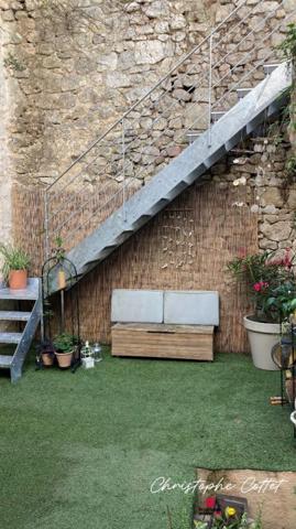 Chauvigny - Maison de caractère au pied de la cité médiévale - Charme & authenticité