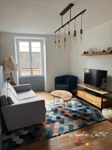 Chauvigny - Maison de caractère au pied de la cité médiévale - Charme & authenticité