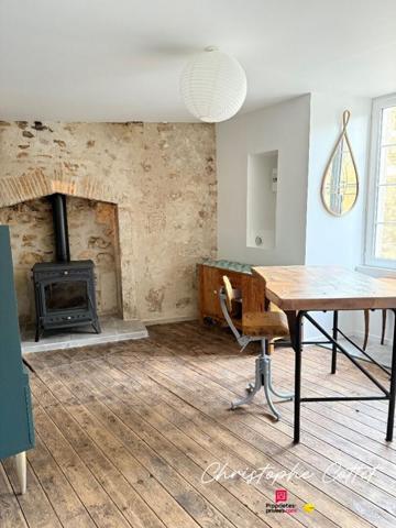 Chauvigny - Maison de caractère au pied de la cité médiévale - Charme & authenticité