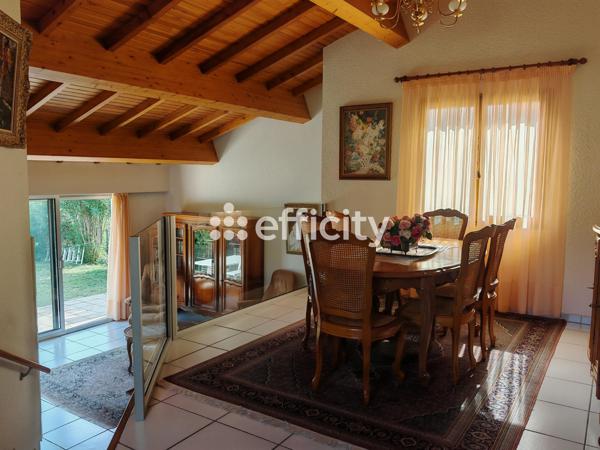 Maison 5 pièces - 135 m² Exclusivité efficity