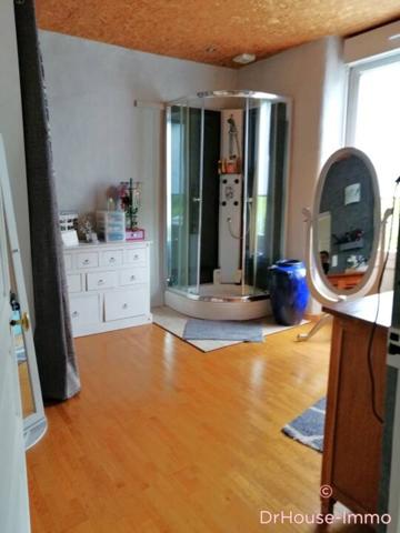 Maison à vendre 6 pièces de 131 m²