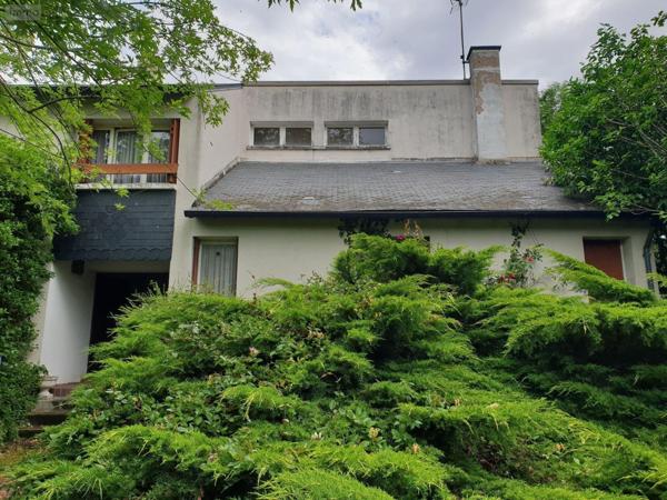Maison à vendre à Neuvy-Saint-Sépulchre dans l'Indre (36230), ref : CG/204   
Route de chateauroux