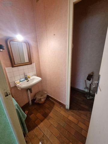 Maison à vendre à Neuvy-Saint-Sépulchre dans l'Indre (36230), ref : CG/204   
Route de chateauroux