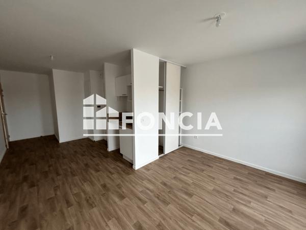 Location Studio 25.6 m² - RESIDENCE OMEGA Le Mans 72000