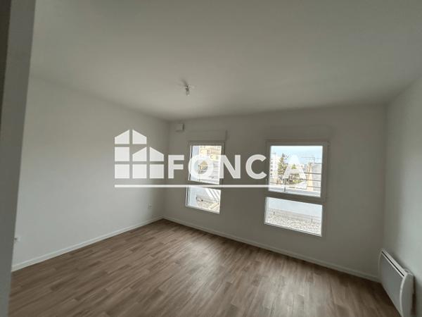 Location Studio 25.6 m² - RESIDENCE OMEGA Le Mans 72000