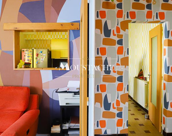 MAISON SEVENTIES AU CHARME AFFIRMÉ - PROCHE PLAGE & COMMERCES -