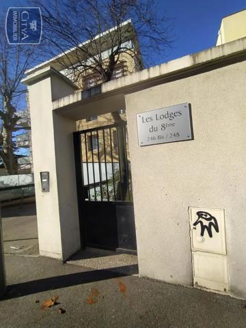 Parking à louer Lyon 8e Arrondissement (69008)