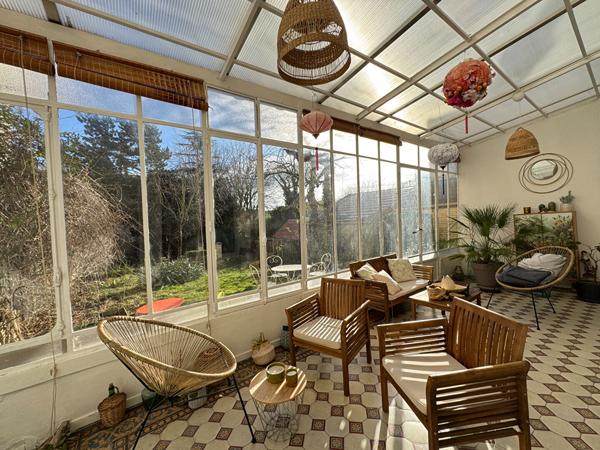 Maison 6 pièces 242 m2