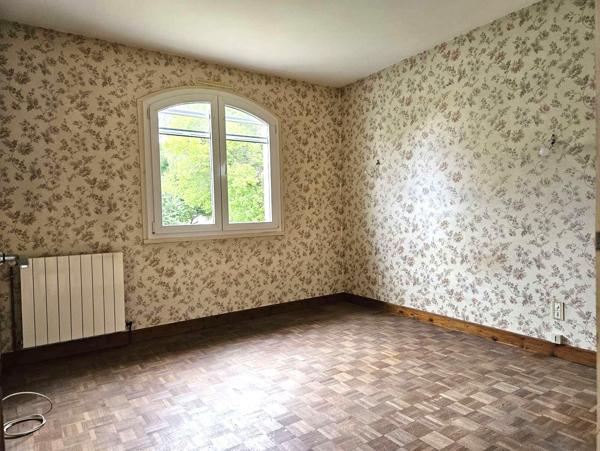 Lavardac (47230) EXCLUSIVTE LAVARDAC (47) - VILLA ELEGANTE - 1980 - 124M² - P5 - 3CH - GARAGE - SOUS-SOL - TERRAIN 1802M²