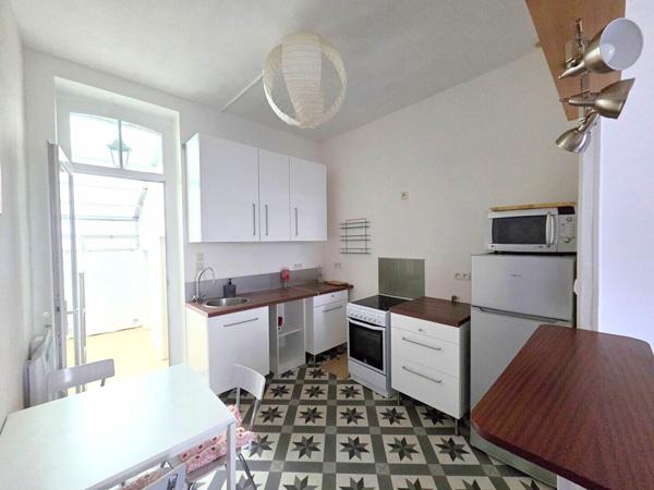 Charmante mancelle en centre-ville du Mans