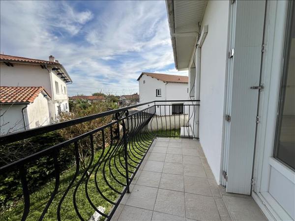 Appartement à vendre |  Royan |  2 pièces | 63,9 m²