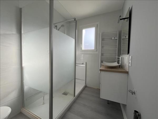 Appartement à vendre |  Royan |  2 pièces | 63,9 m²