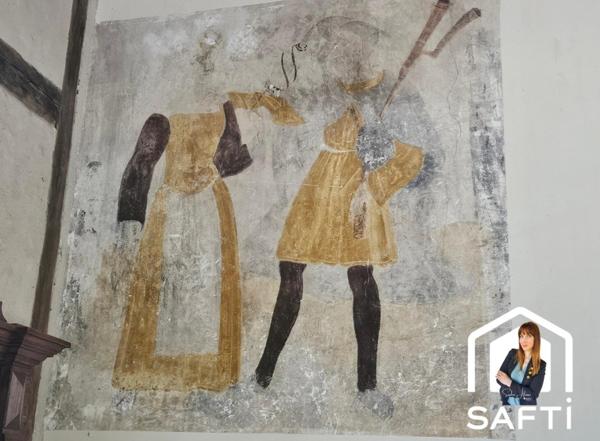 Ancien château de guet du XIe siècle – Surplombant la vallée de Chevrières