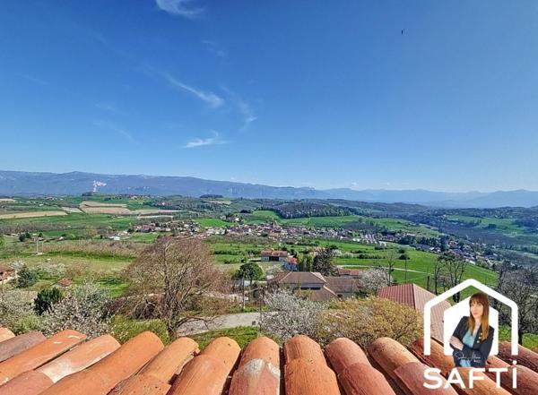 Ancien château de guet du XIe siècle – Surplombant la vallée de Chevrières
