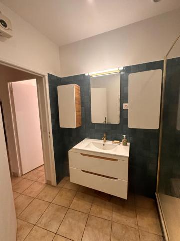 Vendu loué Appartement Marseille 3 pièces 68 m2 terrasse 30m2 13008 Marseille Secteur Rouet