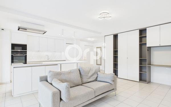 Appartement à louer    3 pièces • 69,50 m2 Mandelieu-la-Napoule