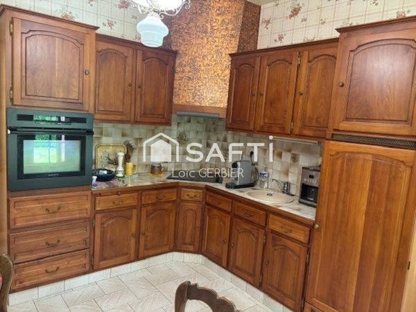 Pavillon 231 m² – 7 chambres – Sous-sol complet – Montoire-sur-le-Loir
