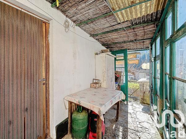 House for sale 4 rooms 50 m² Saint-Laurent-de-Cerdans