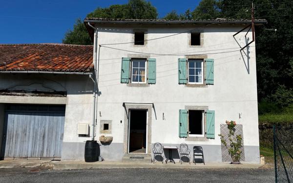 Maison à vendre    5 pièces • 148 m2 Cussac