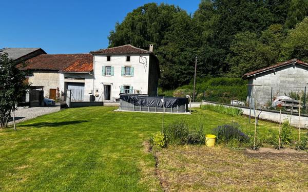 Maison à vendre    5 pièces • 148 m2 Cussac