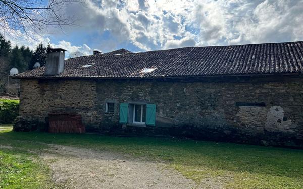 Maison à vendre    5 pièces • 148 m2 Cussac