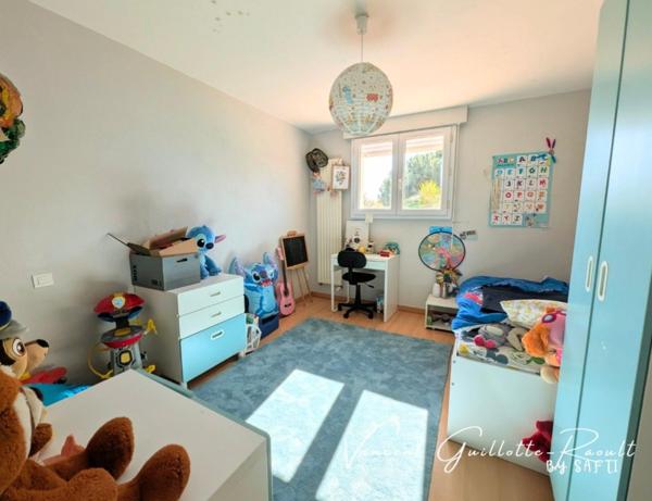 Maison/Villa 160 m² 5 pièces avec studio indépendant – Terrain clos et arboré de 3 500 m² avec piscine