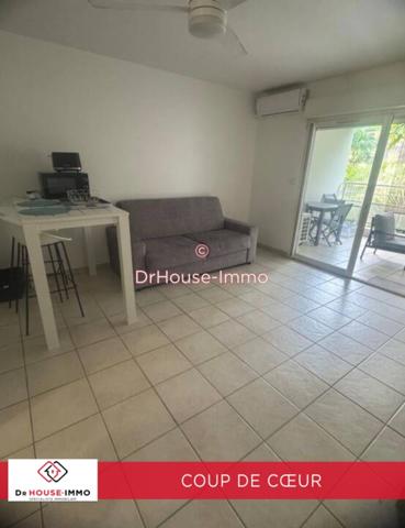 Appartement à louer 1 pièce de 160 m²