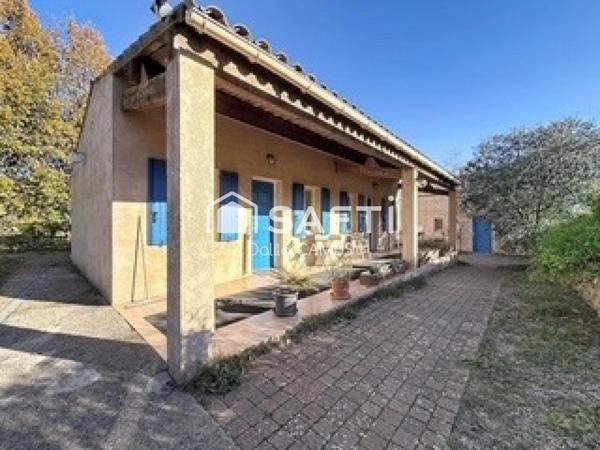 Belle propriété non loin du lac, fort potentiel, possibilité d'un revenu