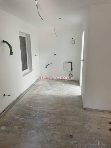 Immeuble à vendre 8 pièces de 270 m²