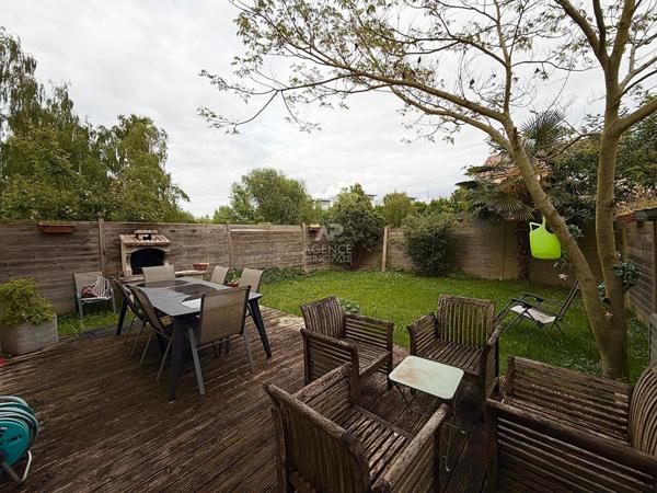 Maison Courdimanche 6 pièce(s) 91 m2 339 900 € **  - Référence  2300