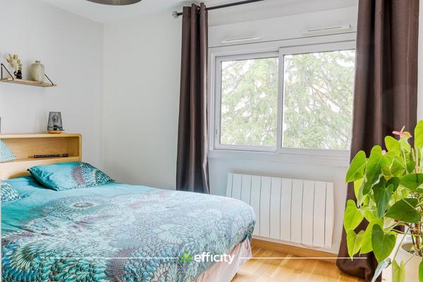 Appartement 5 pièces - 102 m² Exclusivité efficity