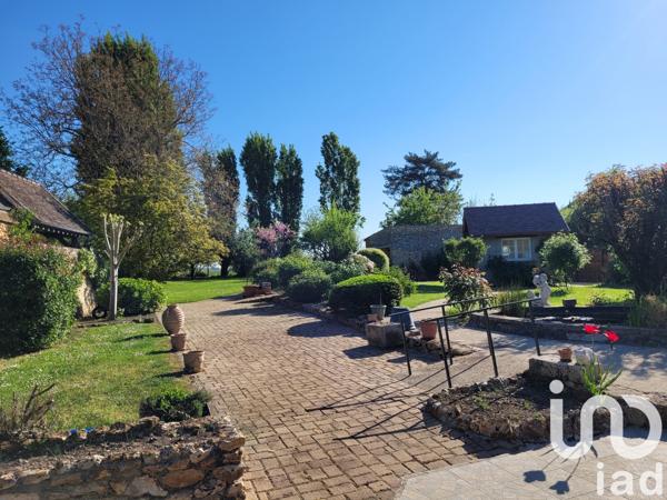 Maison à vendre 9 pièces 250 m² La Celle-les-Bordes