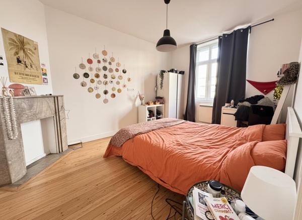 A VENDRE : T5 à LILLE • • 299 800 € FAI • Réf. 1638