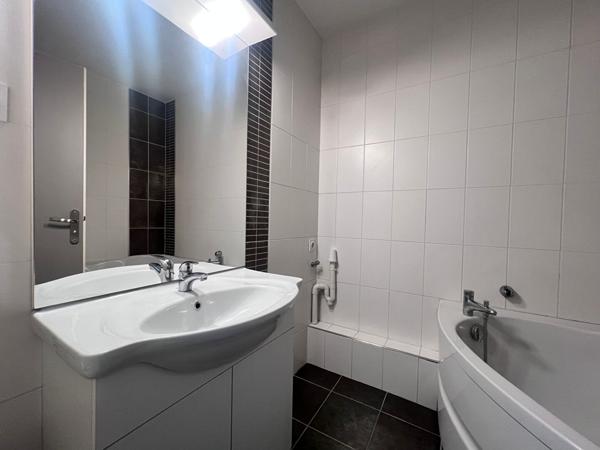 Appartement 5 pièces à louer à Besançon - Fontaine Écu