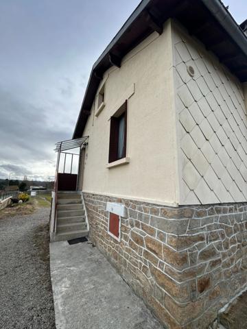 Maison à vendre 4 pièces CHATEAUPONSAC (87) sur terrain de 3500m2
