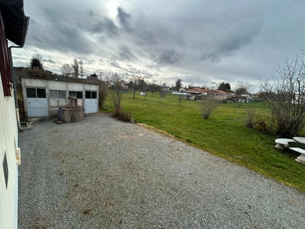 Maison à vendre 4 pièces CHATEAUPONSAC (87) sur terrain de 3500m2