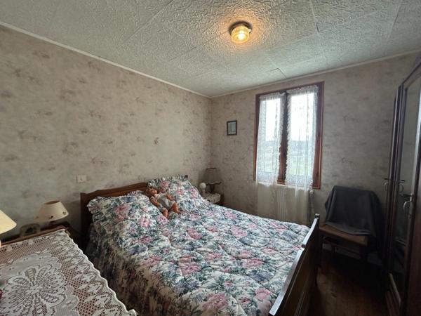 Maison à vendre 4 pièces CHATEAUPONSAC (87) sur terrain de 3500m2