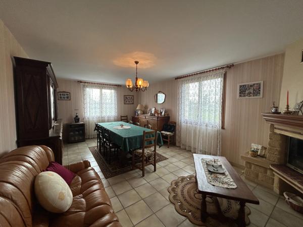 Maison à vendre 4 pièces CHATEAUPONSAC (87) sur terrain de 3500m2