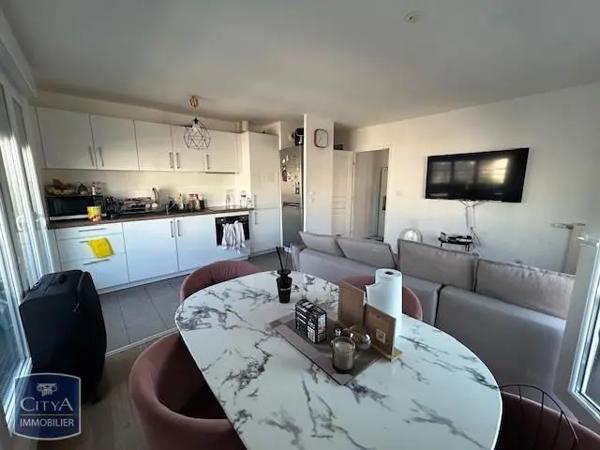 Appartement à louer 3 pièces 56.9m² Épinay-sur-Seine (93800)