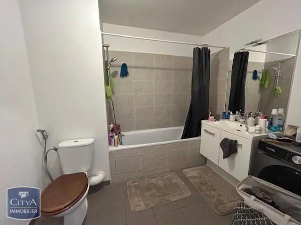 Appartement à louer 3 pièces 56.9m² Épinay-sur-Seine (93800)