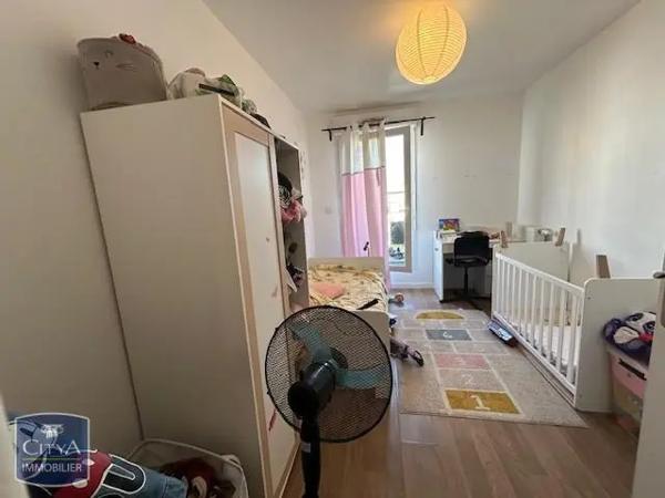 Appartement à louer 3 pièces 56.9m² Épinay-sur-Seine (93800)
