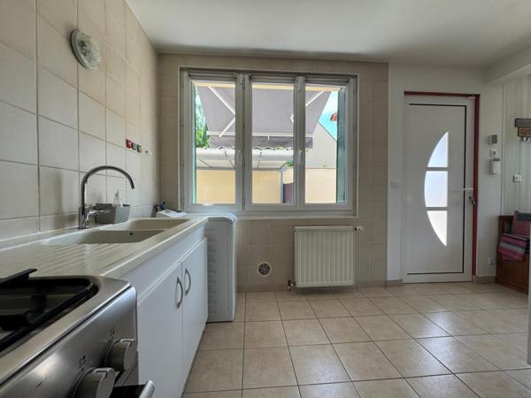 Maison à MANTES-LA-VILLE, 78711 - 5 pièces 128m²