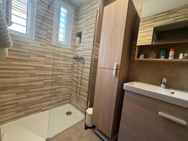 Maison à MANTES-LA-VILLE, 78711 - 5 pièces 128m²