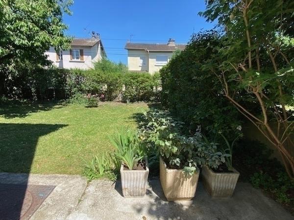 Maison familiale avec jardin et terrasse