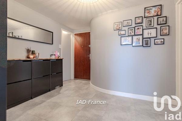 Appartement à vendre 5 pièces 102 m² Élancourt