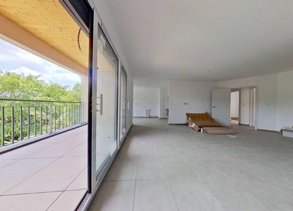 Appartement à vendre    4 pièces • 82,44 m2 Dardilly