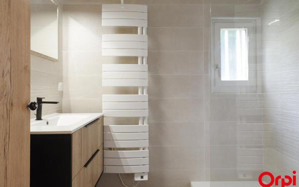 Appartement à louer    5 pièces •  Tassin-la-Demi-Lune