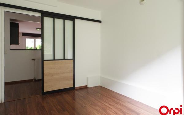 Appartement à louer    5 pièces •  Tassin-la-Demi-Lune