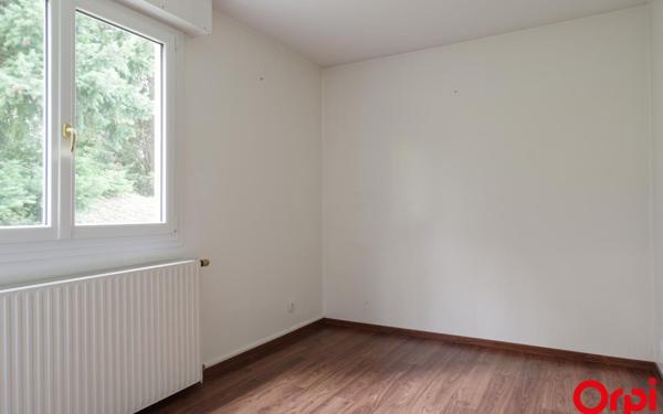 Appartement à louer    5 pièces •  Tassin-la-Demi-Lune