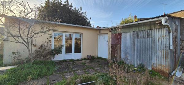 Maison à vendre à Bonnétable dans la Sarthe (72110), ref : 13808/706   
CENTRE